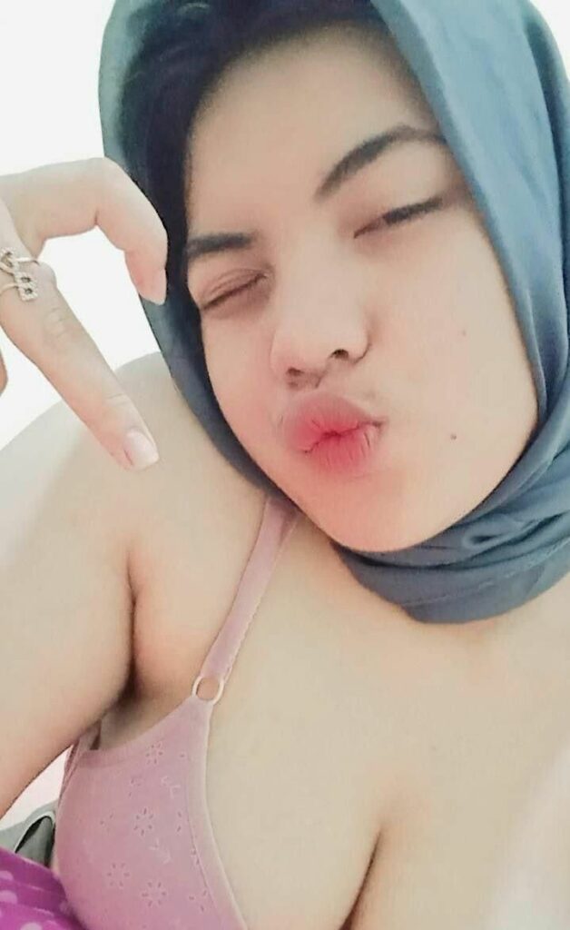 Viral Jilbab Indo 2025 DI Ajak Ngamar Sama Jaran Goyang DI Kamar Wiuwik NEw Top Global