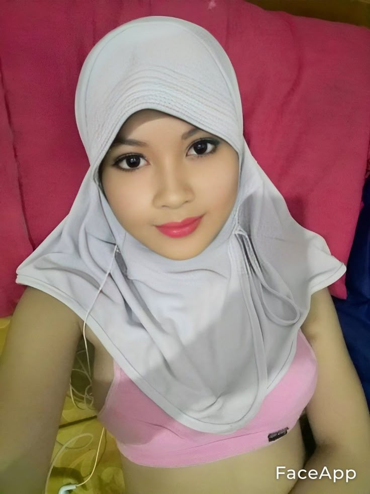 Indo Terbaru Viral Tante Cantik Gerah Buka Hijab Sampe T3l4nj4ng Top Wiwik Trending New
