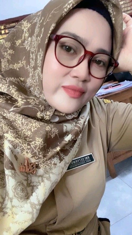 Top 10 Hijab Bu Guru Ukhti Viral ABG Indo Dimobil Paling Hot di TikTok Fyp 2026, Sensasi Menggoda Bikin Otak Ngeres!